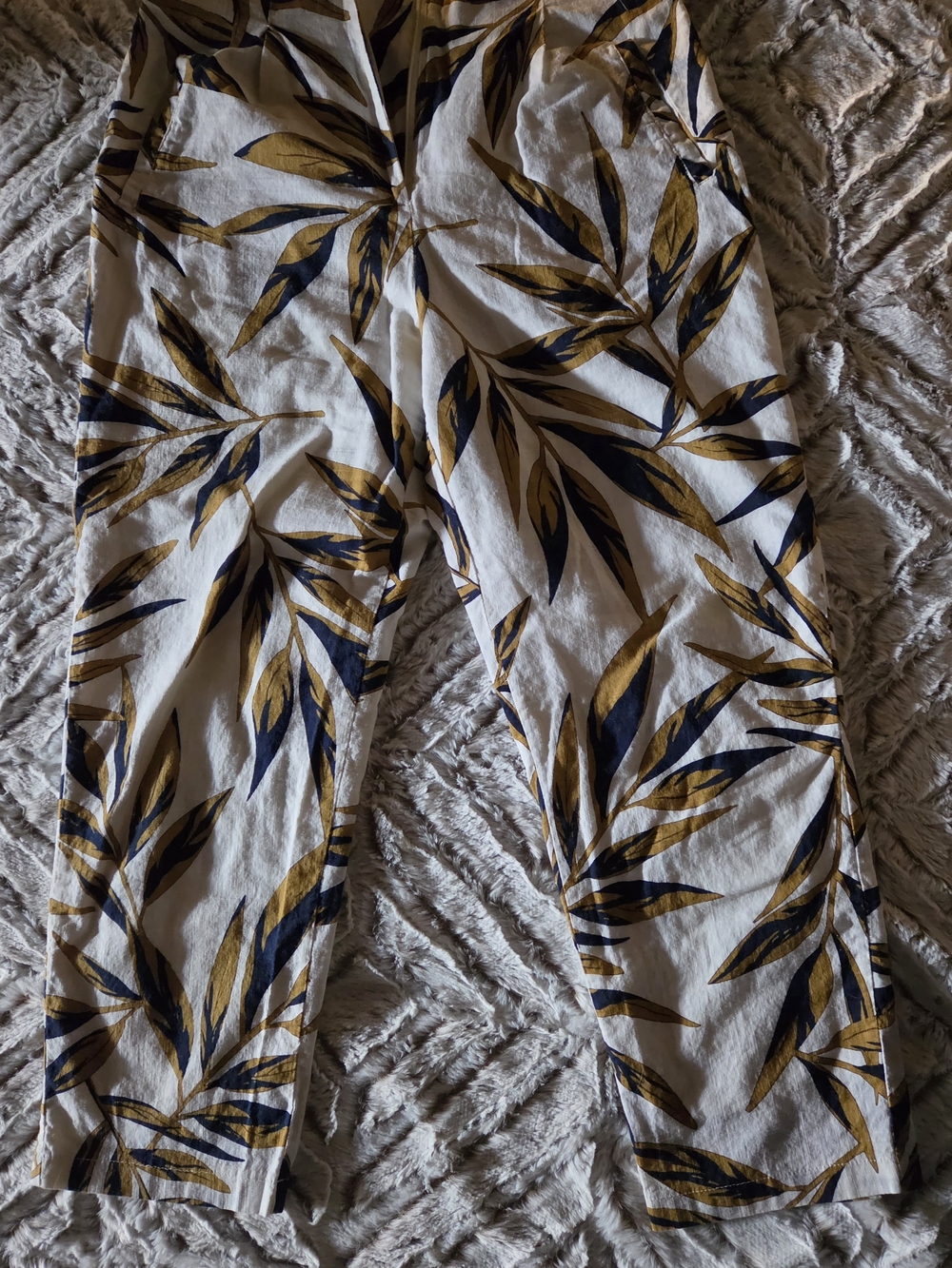 J.O.A. Botanical Leaf Print High Rise Pants Size Small